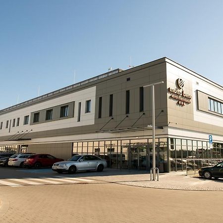 Molto Bene Hotel & Restaurant Skorcz Exterior foto